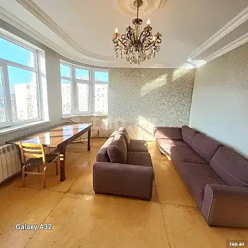 Kirayə verilir 3 otaqlı yeni tikili 110 m²