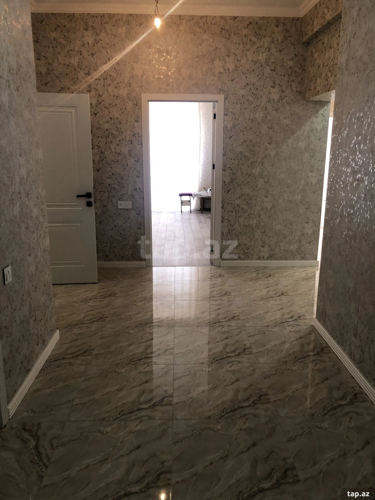 Satılır 3 otaqlı yeni tikili 114 m²
