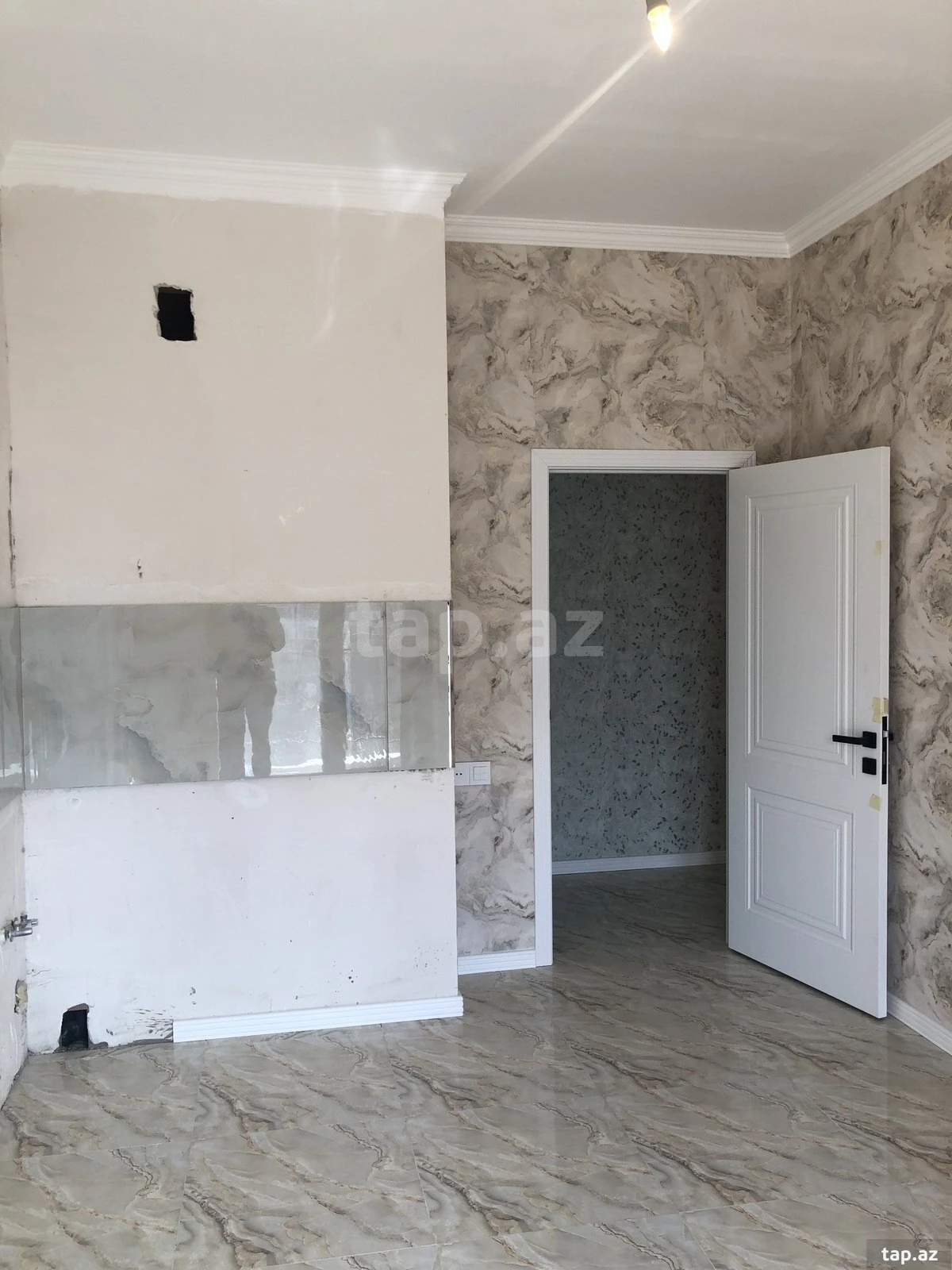 Satılır 3 otaqlı yeni tikili 114 m²