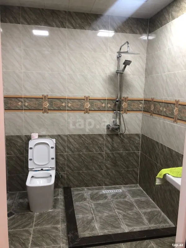 Satılır 3 otaqlı yeni tikili 114 m²