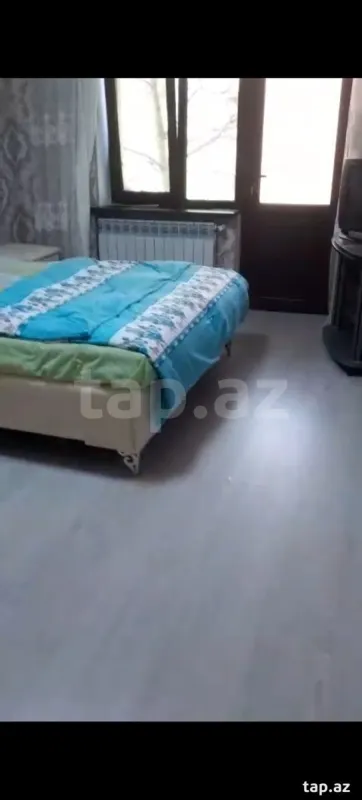 Kirayə verilir 2 otaqlı mənzil 43 m²