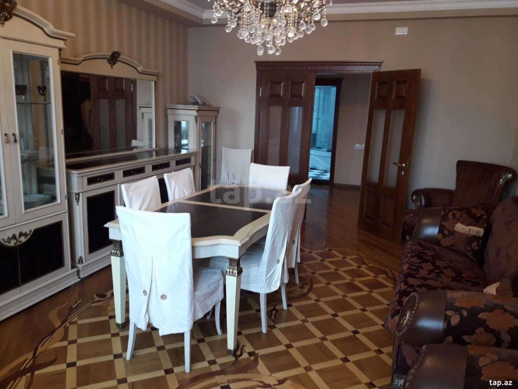 Kirayə verilir 3 otaqlı yeni tikili 110 m²