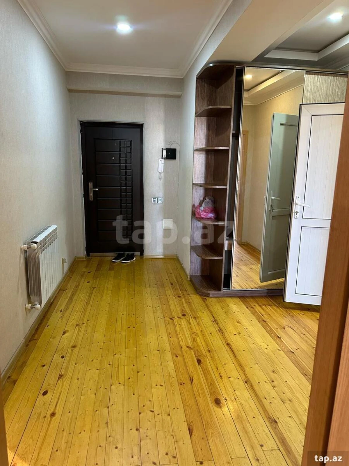 Kirayə verilir 3 otaqlı yeni tikili 81 m²