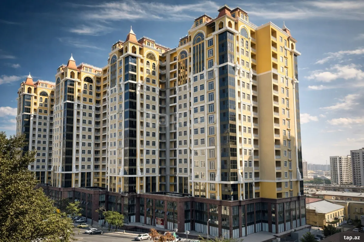 Satılır 3 otaqlı yeni tikili 110 m²