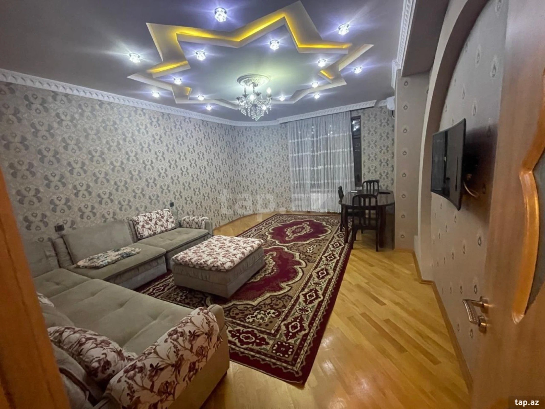 Kirayə verilir 2 otaqlı yeni tikili 100 m²