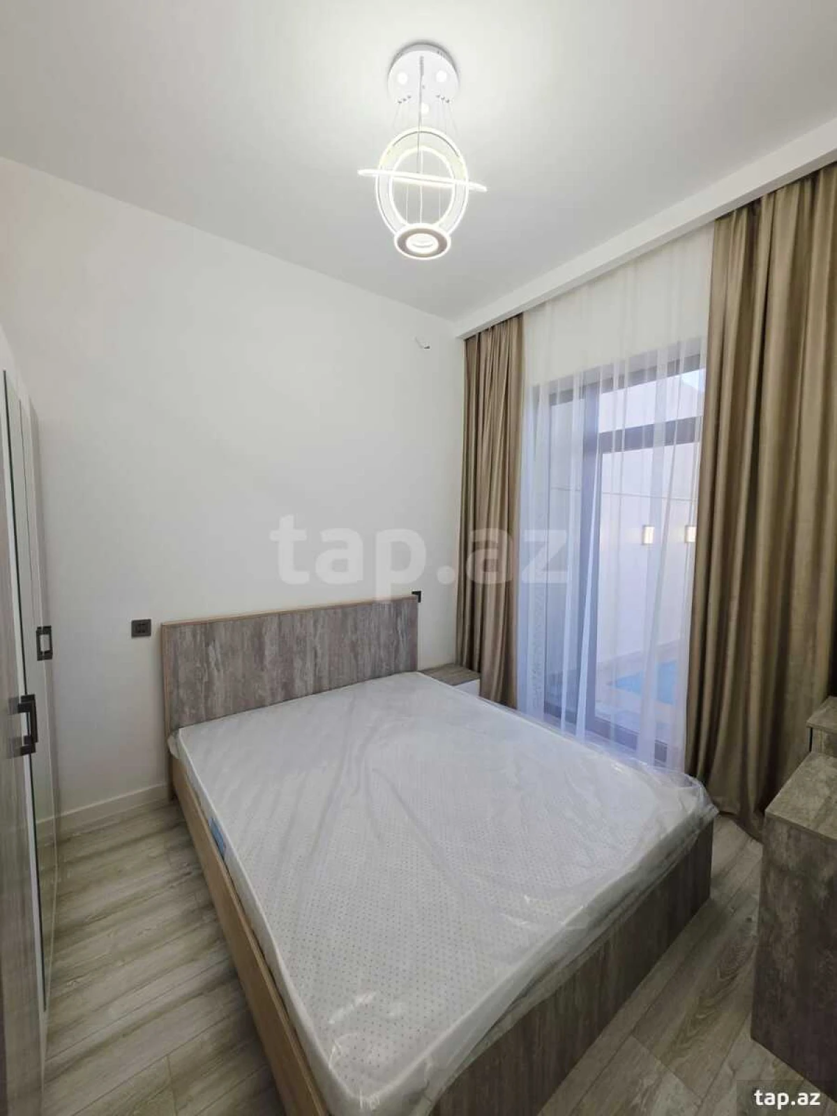 Satılır 4 otaqlı həyət evi 100 m²