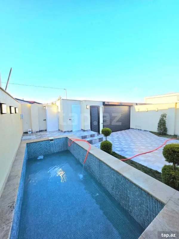 Satılır 4 otaqlı həyət evi 100 m²