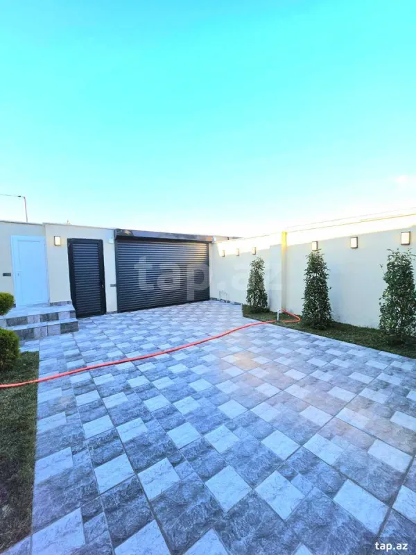 Satılır 4 otaqlı həyət evi 100 m²
