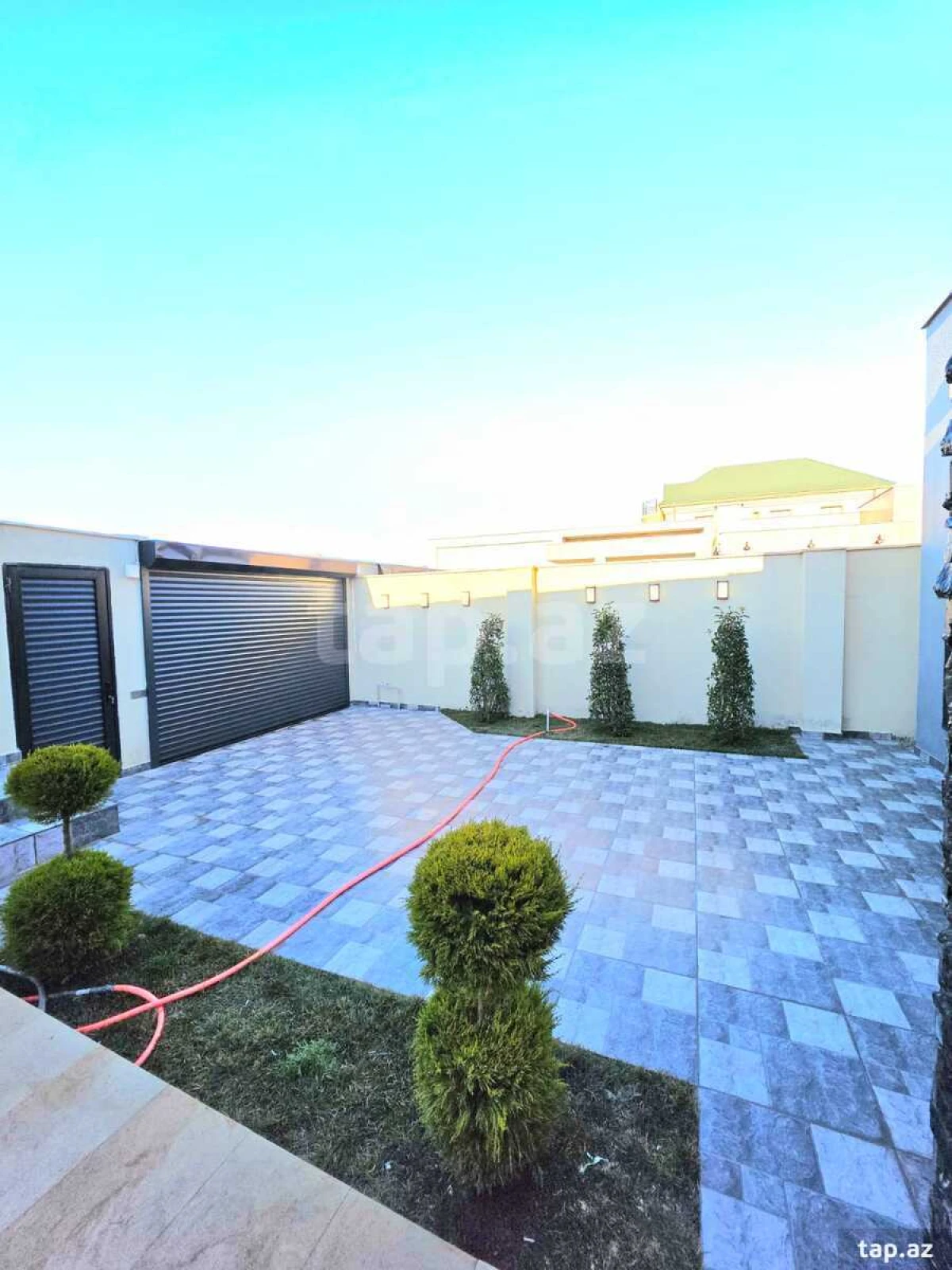 Satılır 4 otaqlı həyət evi 100 m²