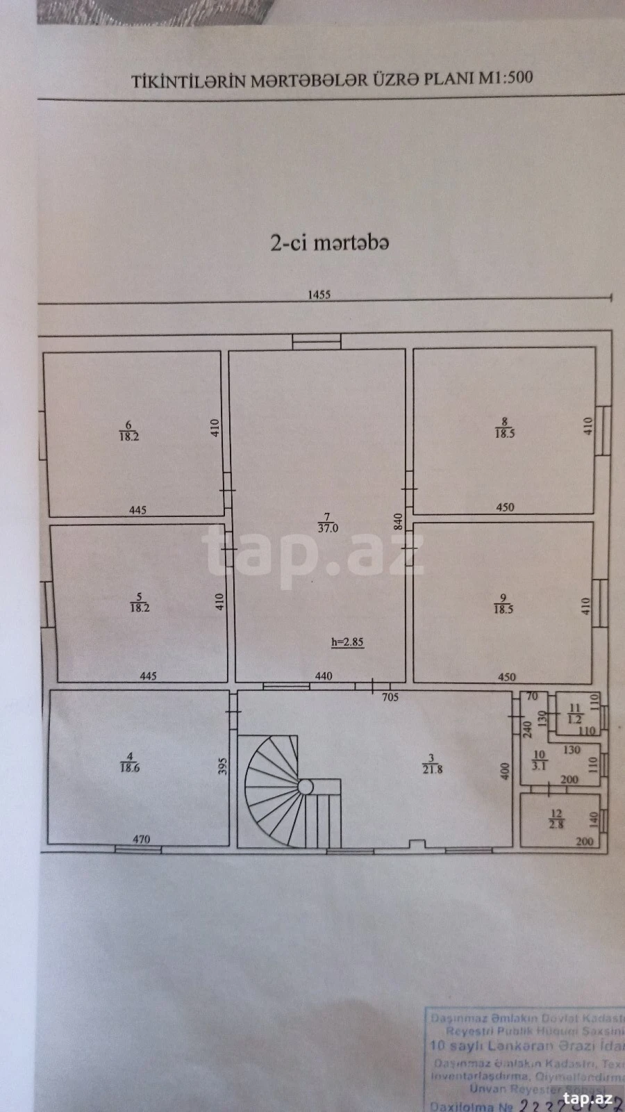 Satılır 8 otaqlı həyət evi