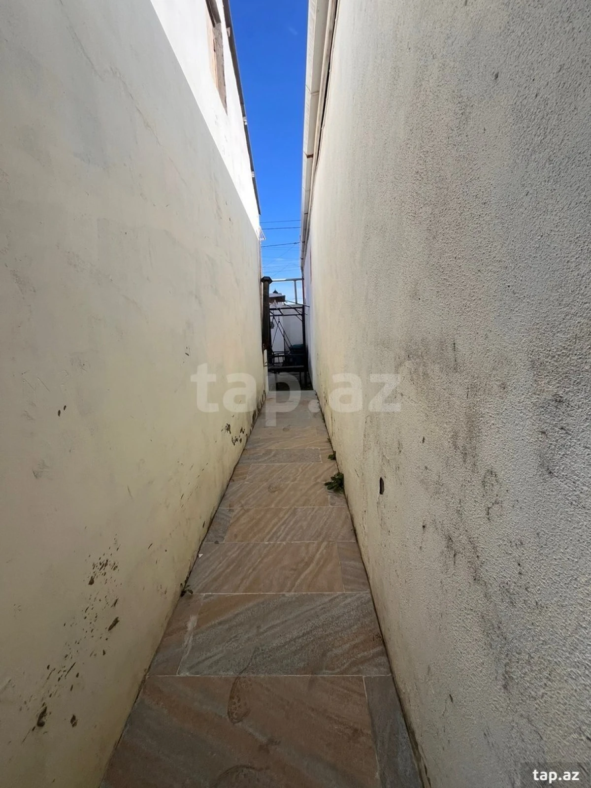 Satılır 2 otaqlı həyət evi