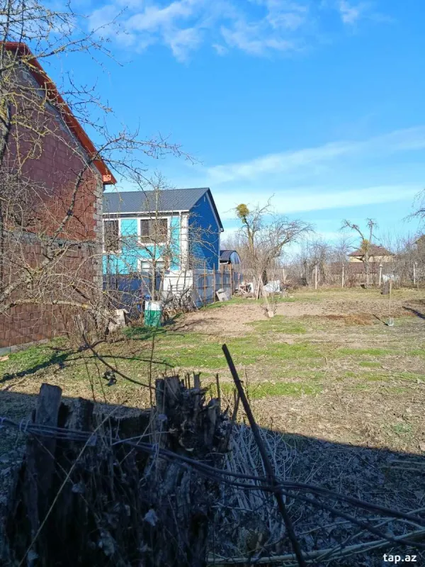 Satılır 5 otaqlı həyət evi