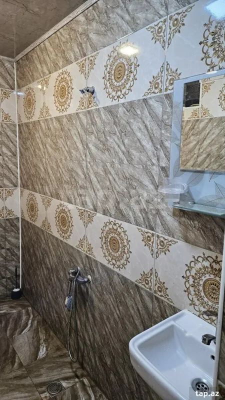 Kirayə verilir 2 otaqlı həyət evi