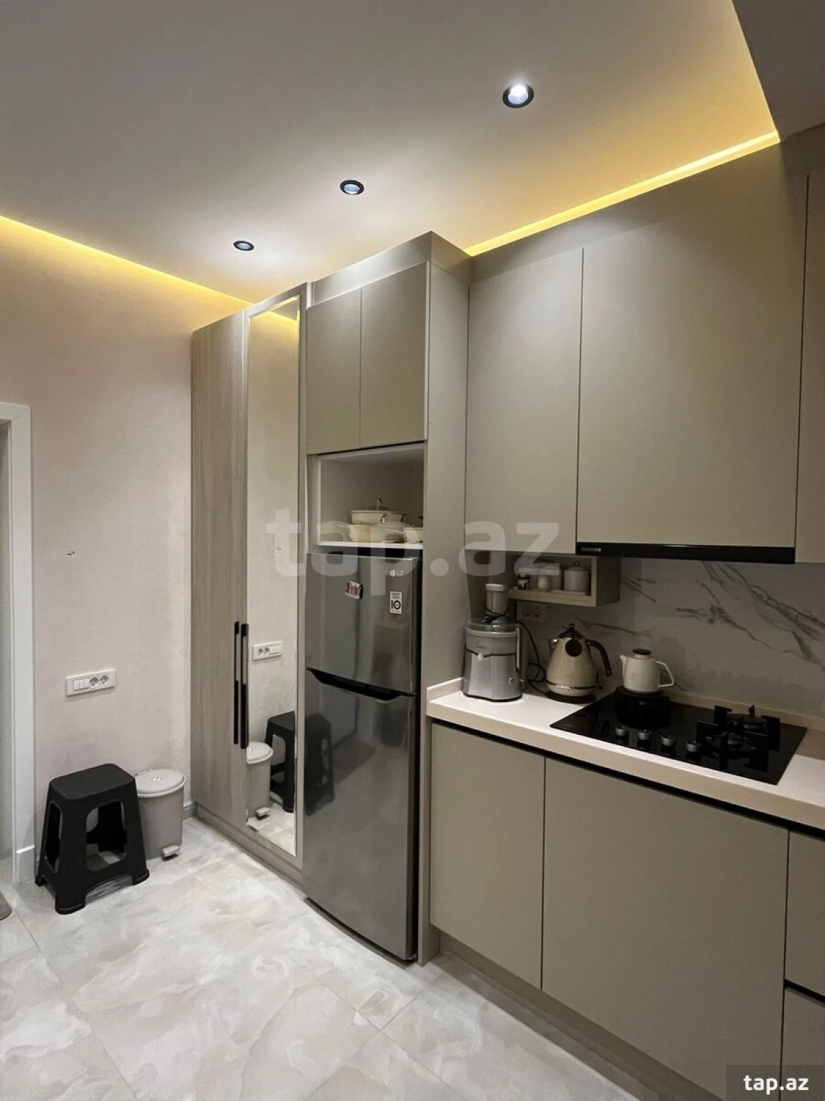 Kirayə verilir 2 otaqlı yeni tikili 52 m²
