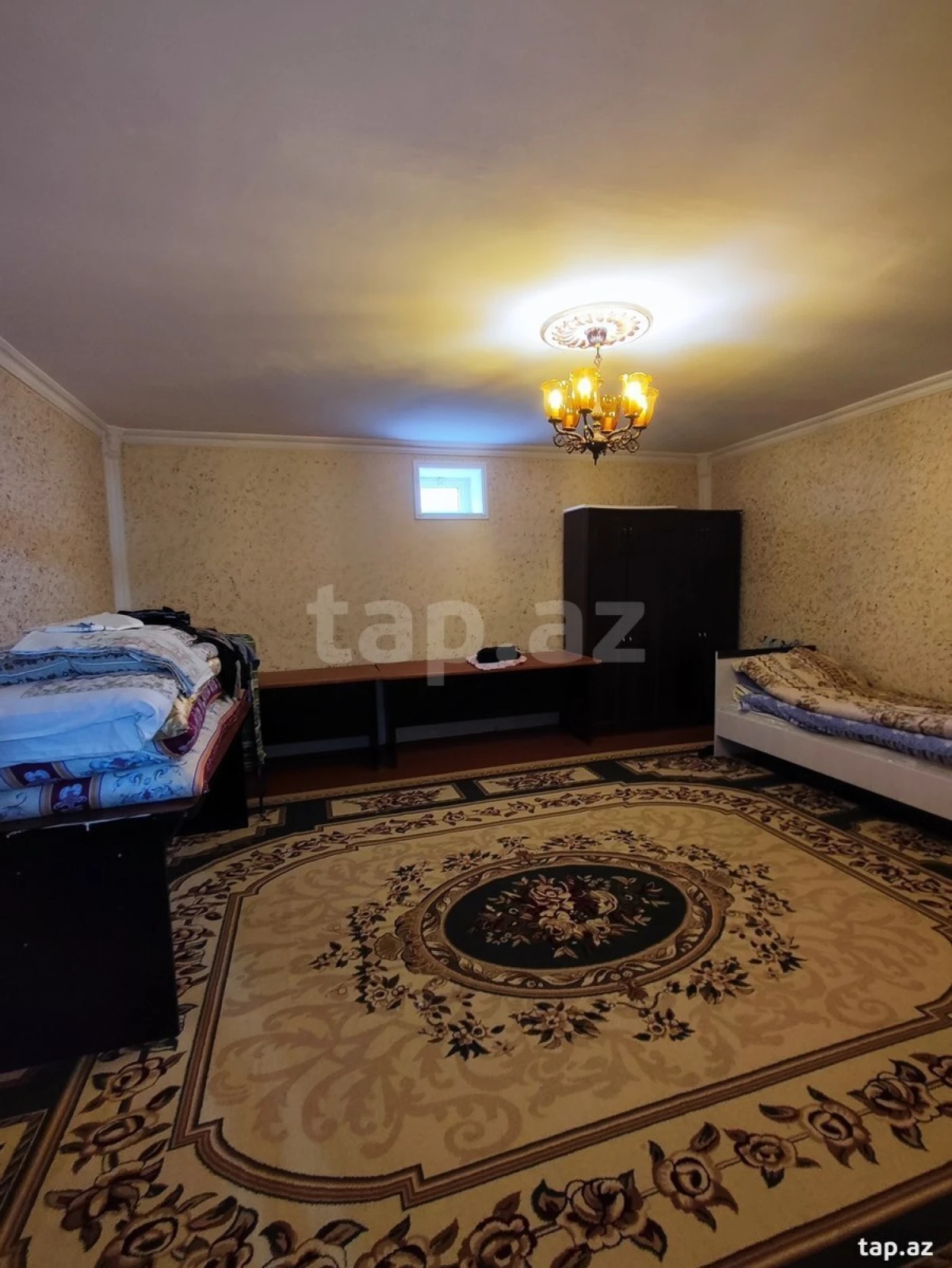 Satılır 6 otaqlı həyət evi