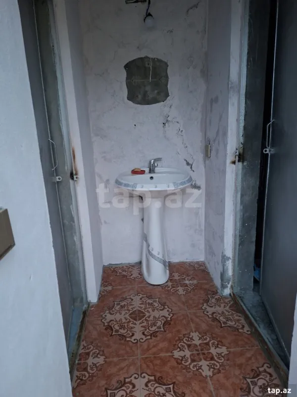 Satılır 3 otaqlı həyət evi