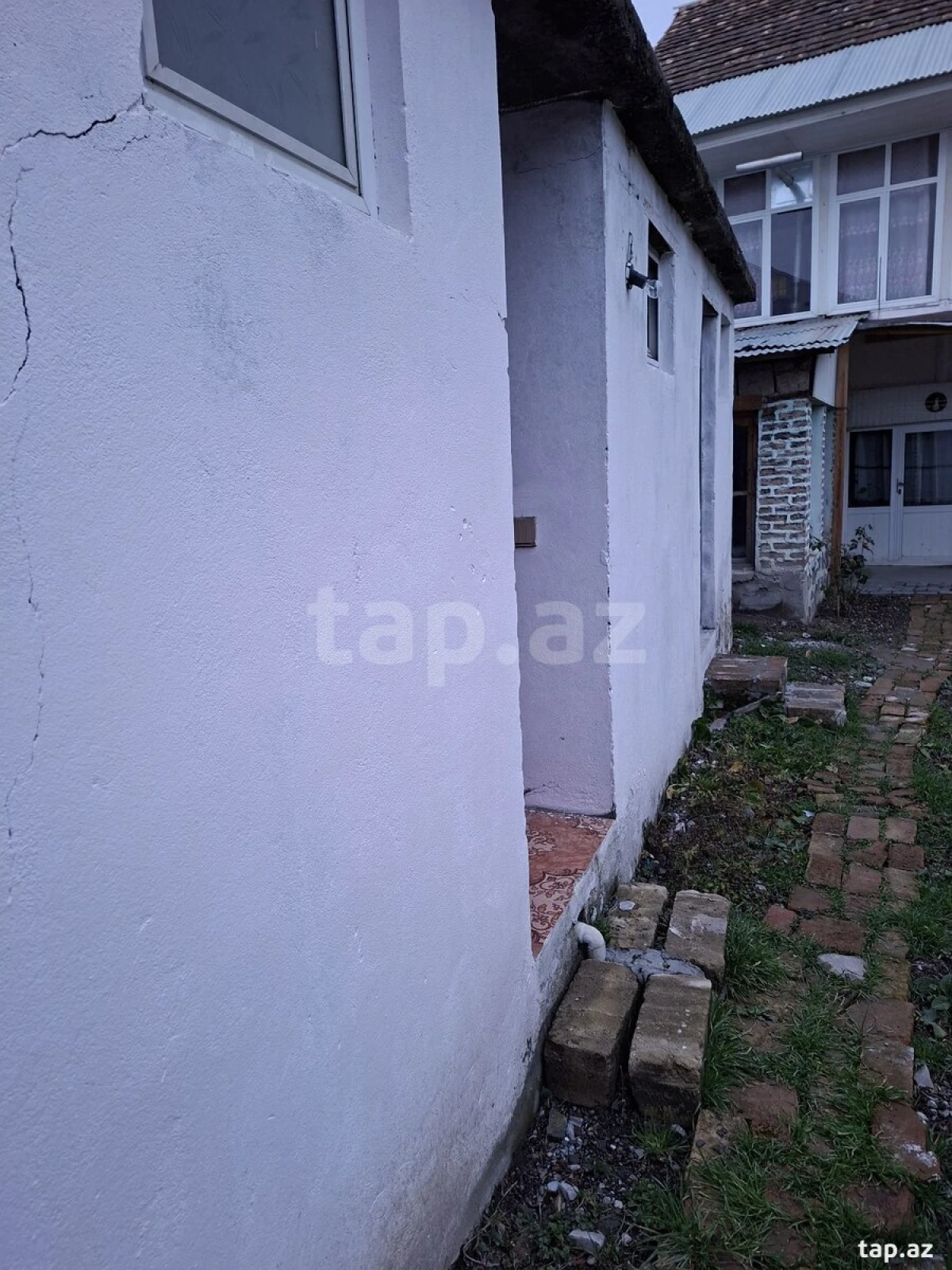 Satılır 3 otaqlı həyət evi