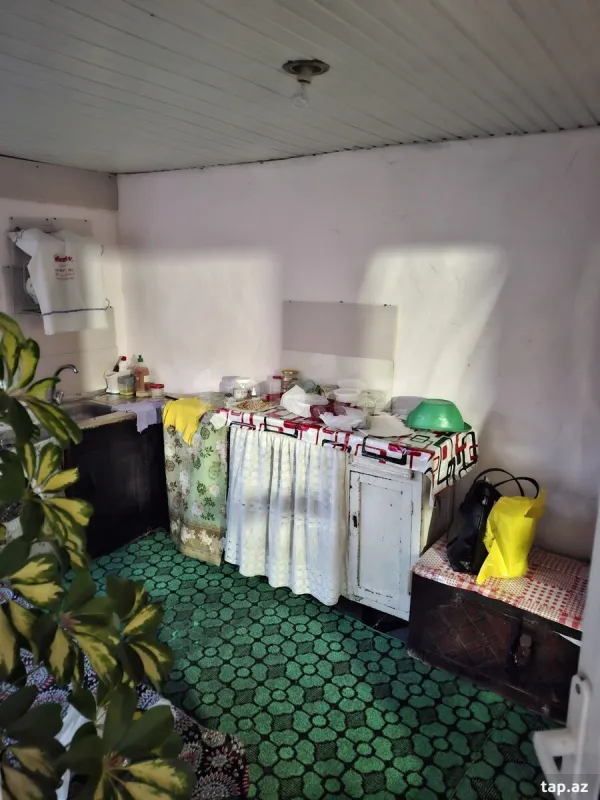 Satılır 3 otaqlı həyət evi