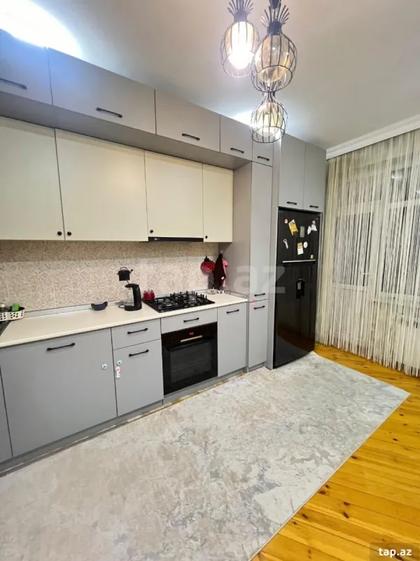 Kirayə verilir 2 otaqlı yeni tikili 70 m²