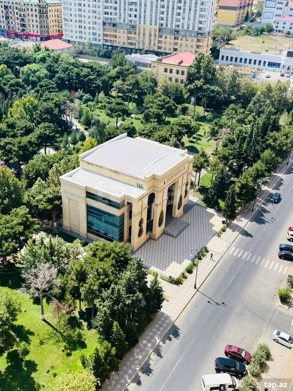 Satılır 2 otaqlı yeni tikili 65 m²