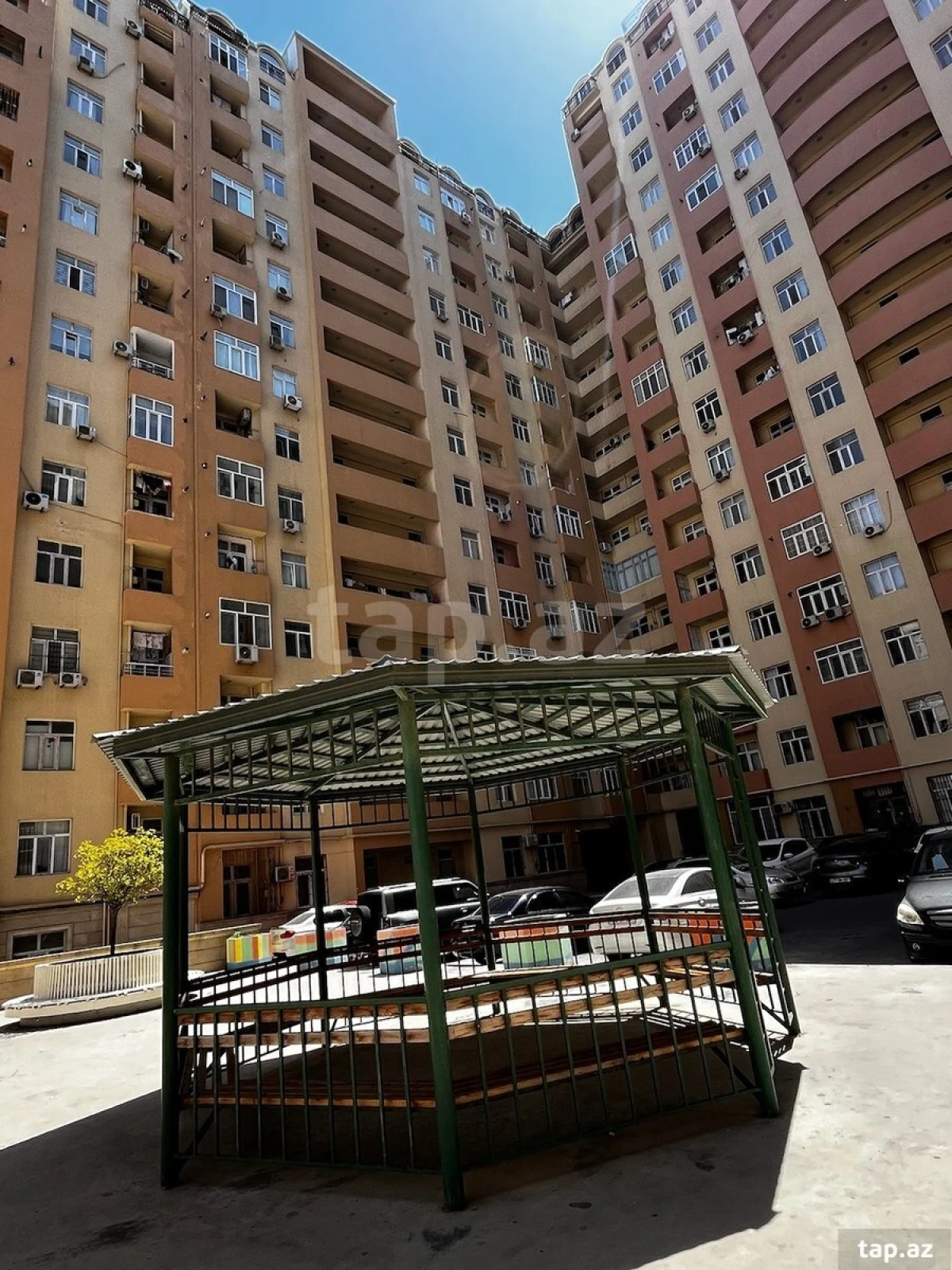 Satılır 2 otaqlı yeni tikili 65 m²