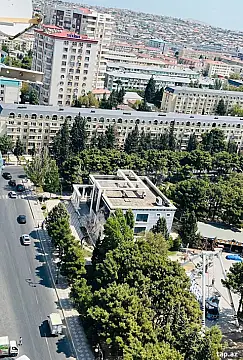 Satılır 2 otaqlı yeni tikili 65 m²