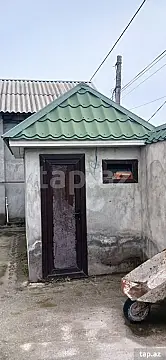 Satılır 7 otaqlı həyət evi