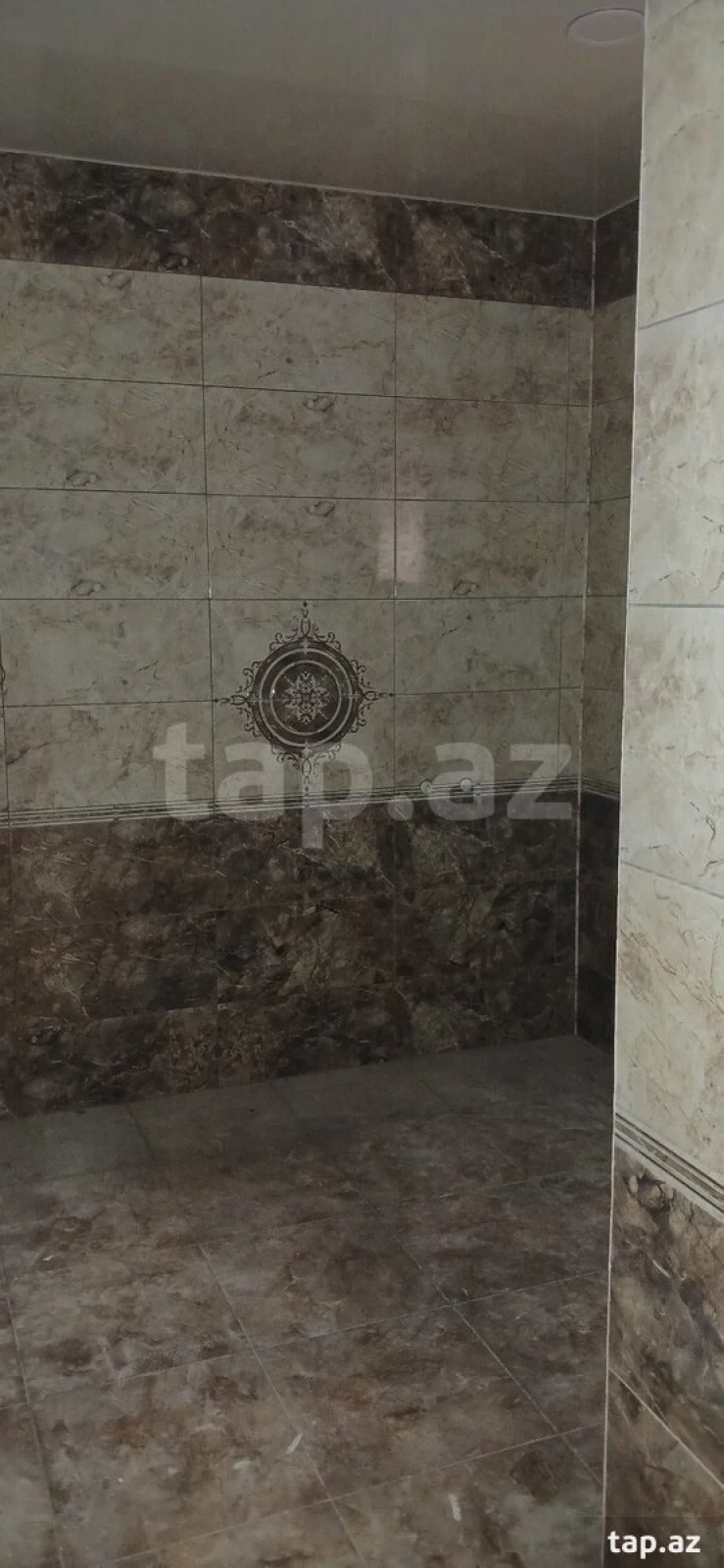 Satılır 7 otaqlı həyət evi