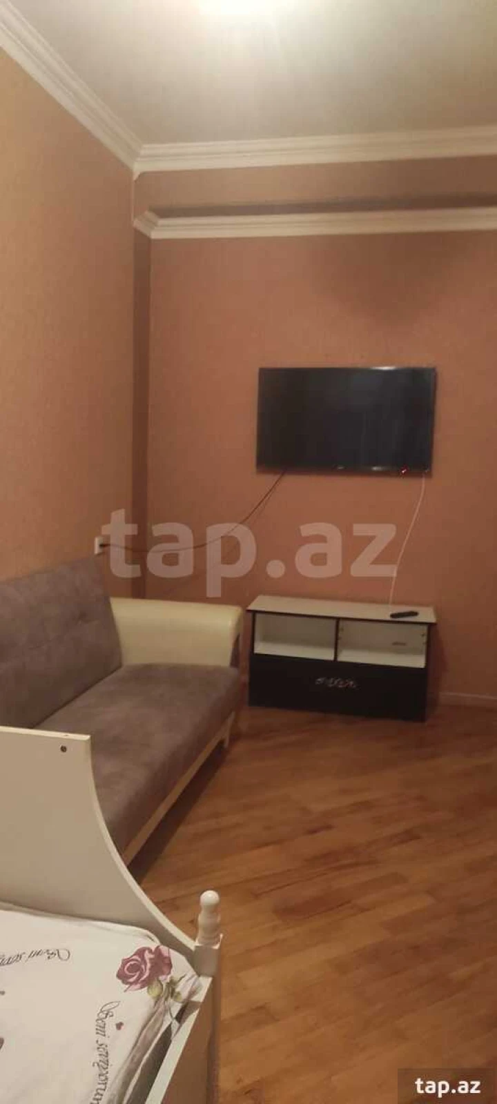 Satılır 2 otaqlı yeni tikili 72 m²