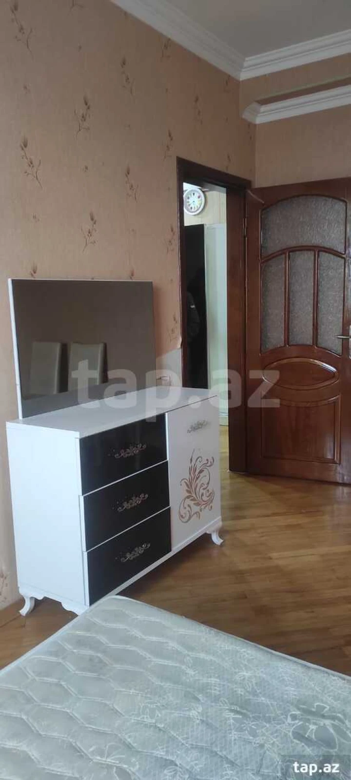 Satılır 2 otaqlı yeni tikili 72 m²