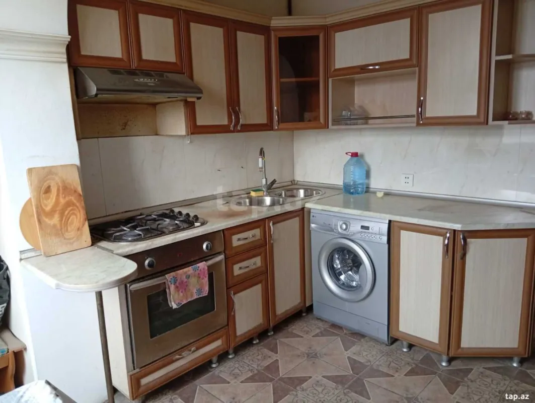 Kirayə verilir 3 otaqlı mənzil 70 m²