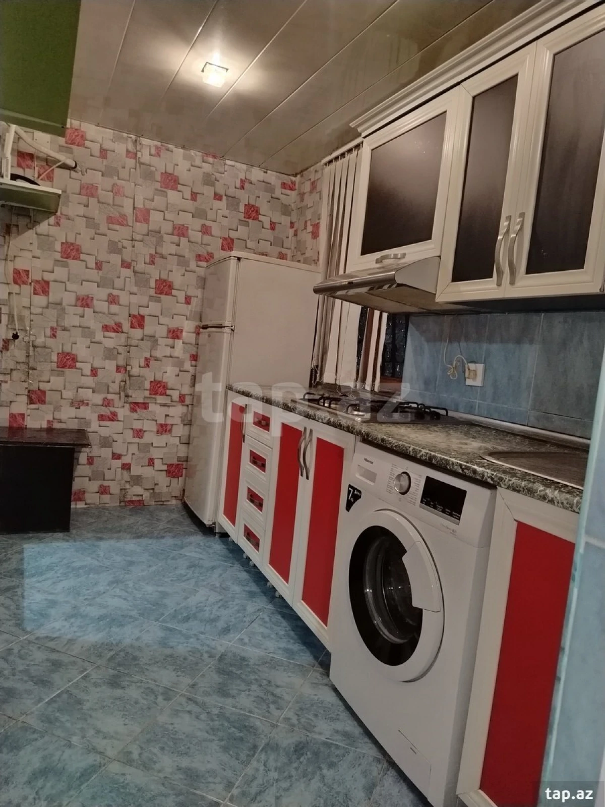 Kirayə verilir 2 otaqlı mənzil 40 m²