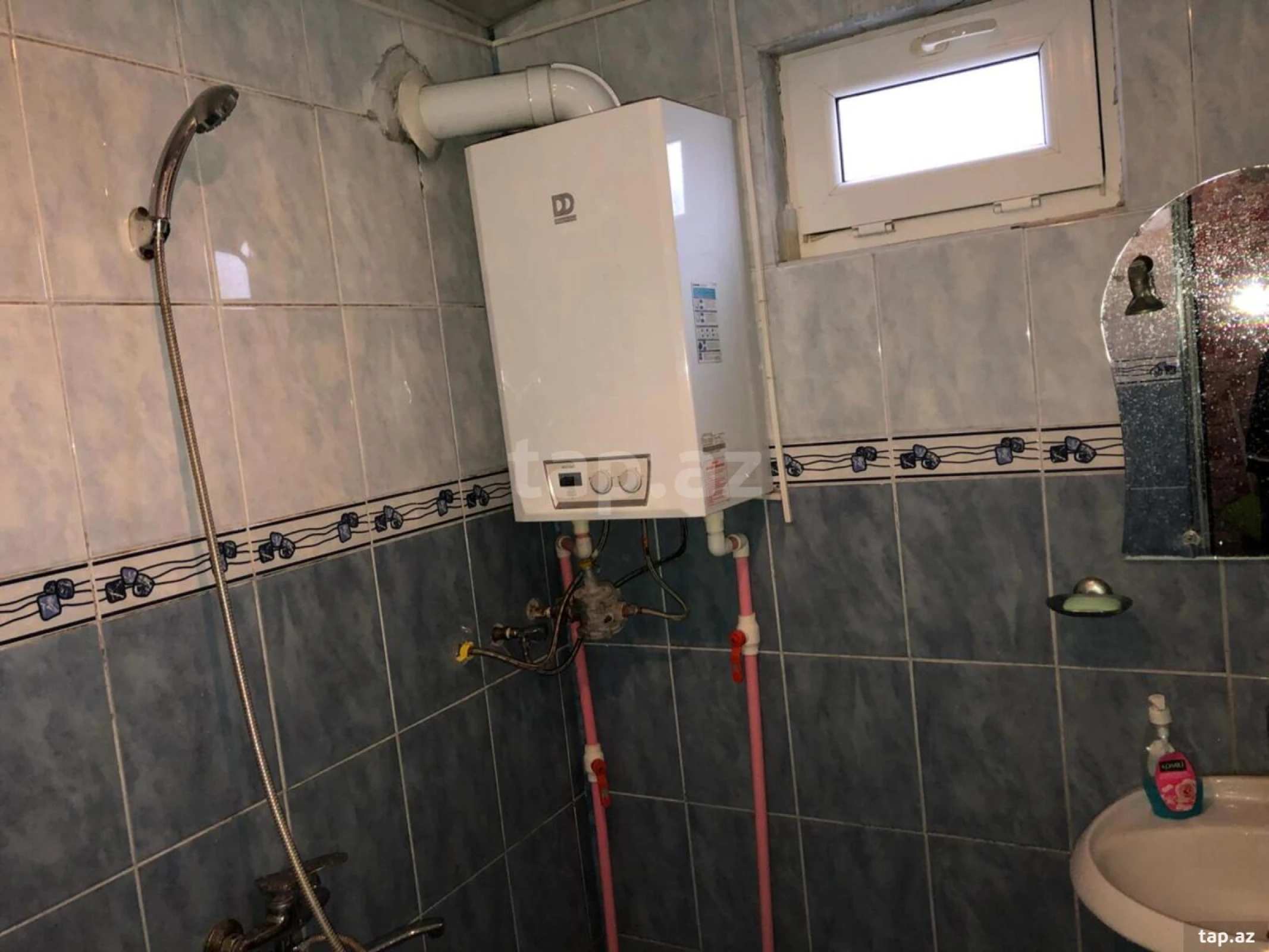 Kirayə verilir 2 otaqlı mənzil 40 m²