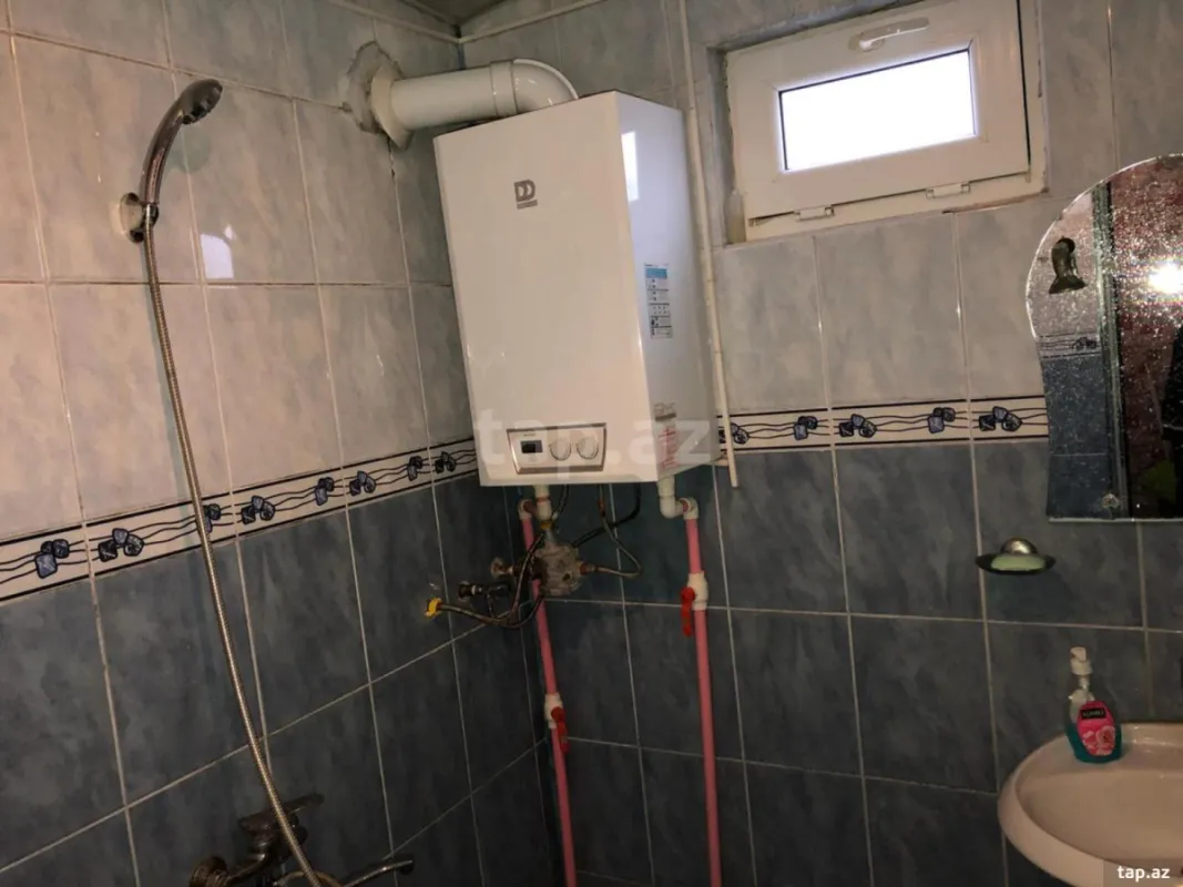 Kirayə verilir 2 otaqlı mənzil 40 m²