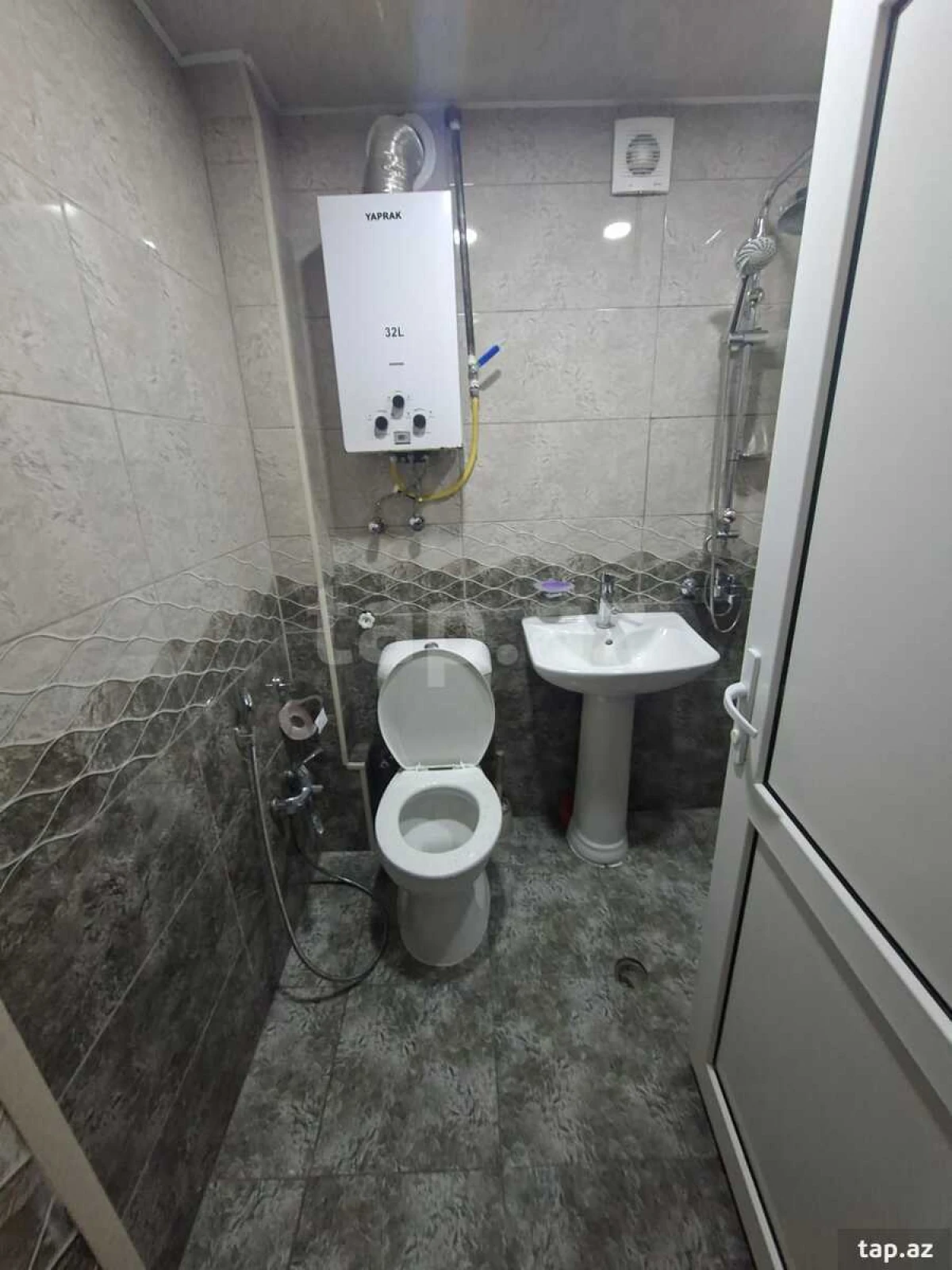 Satılır 2 otaqlı mənzil 60 m²