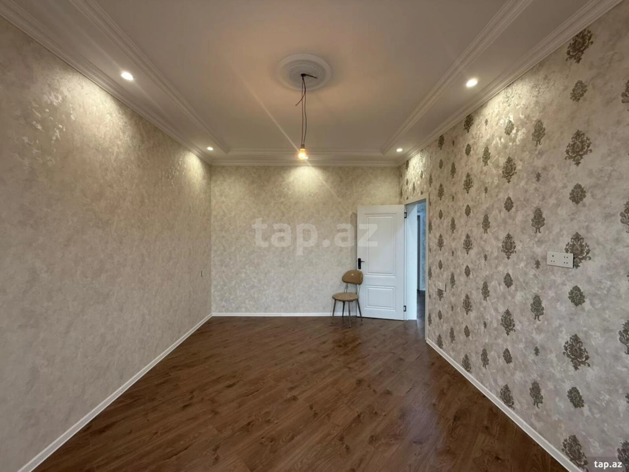 Satılır 4 otaqlı həyət evi