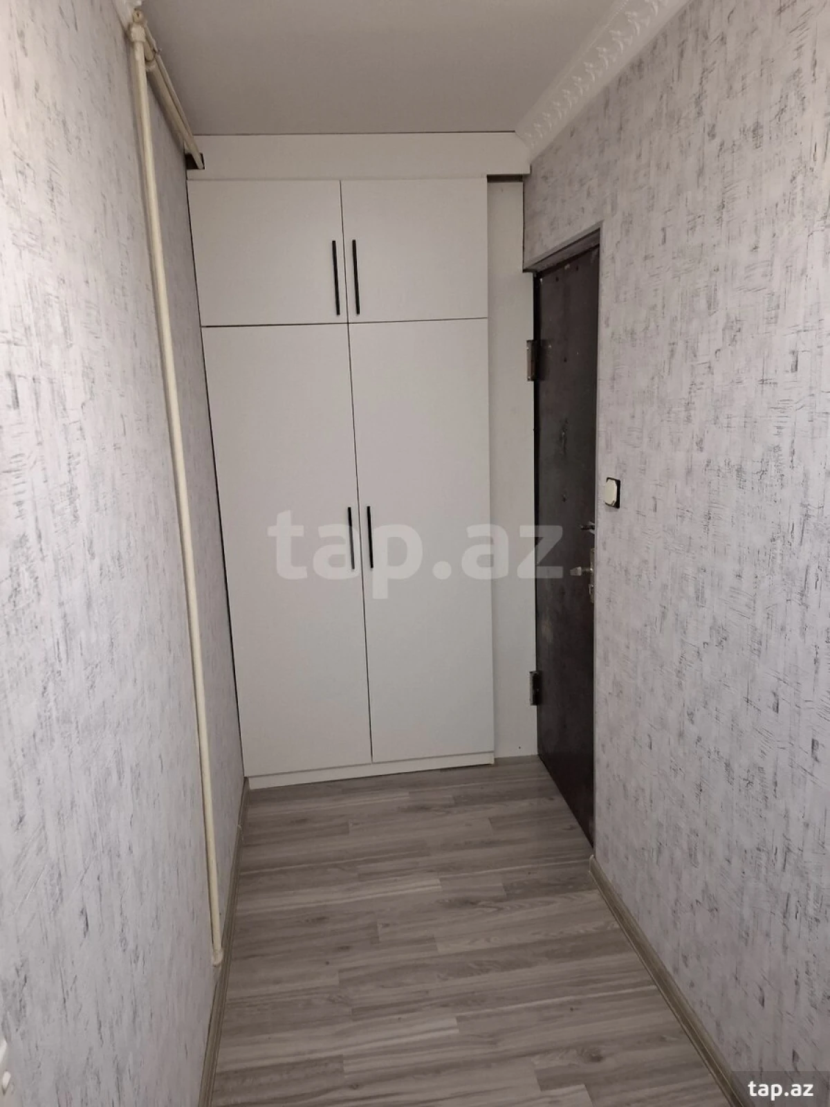 Satılır 2 otaqlı mənzil 47 m²