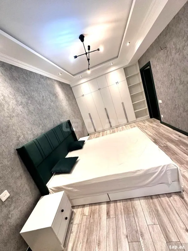 Kirayə verilir 2 otaqlı yeni tikili 75 m²