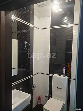 Kirayə verilir 3 otaqlı yeni tikili 145 m²