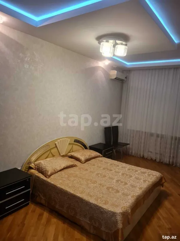 Kirayə verilir 3 otaqlı yeni tikili 145 m²