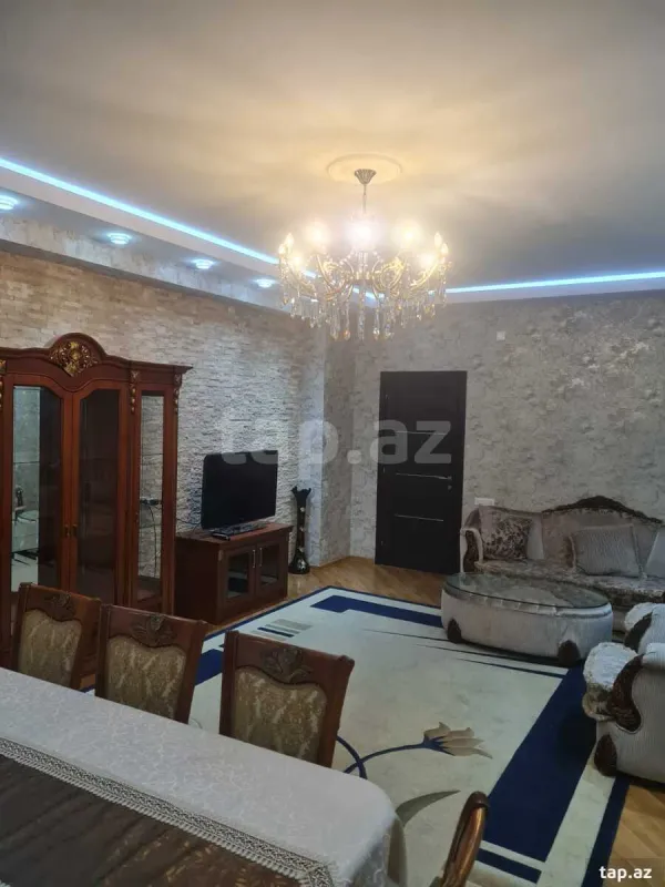 Kirayə verilir 3 otaqlı yeni tikili 145 m²