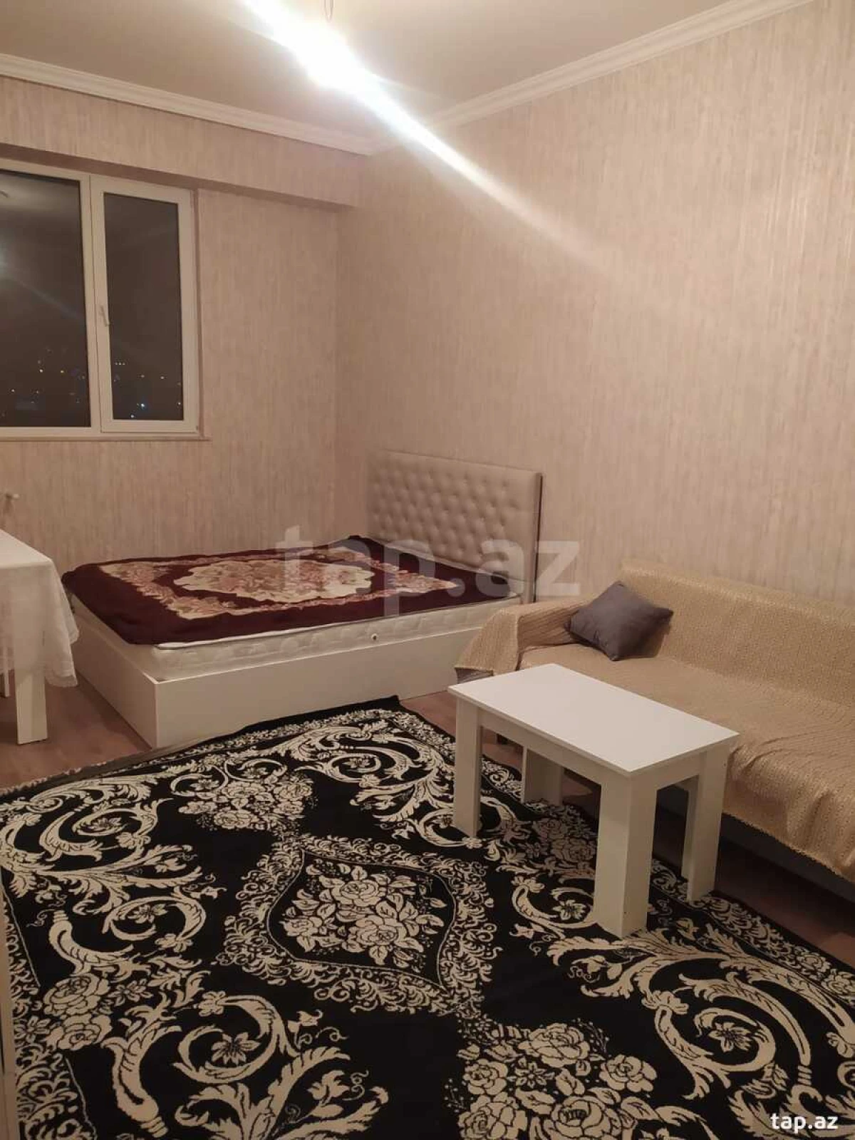 Kirayə verilir 1 otaqlı yeni tikili 50 m²