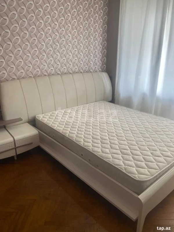 Kirayə verilir 2 otaqlı mənzil 65 m²