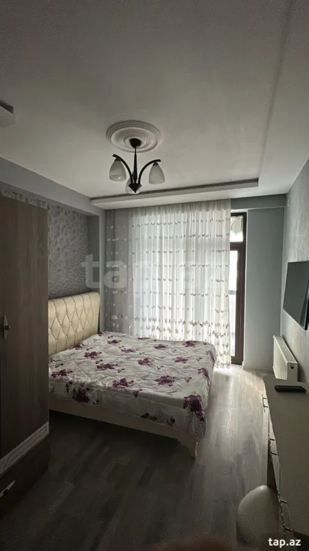 Kirayə verilir 2 otaqlı yeni tikili 60 m²