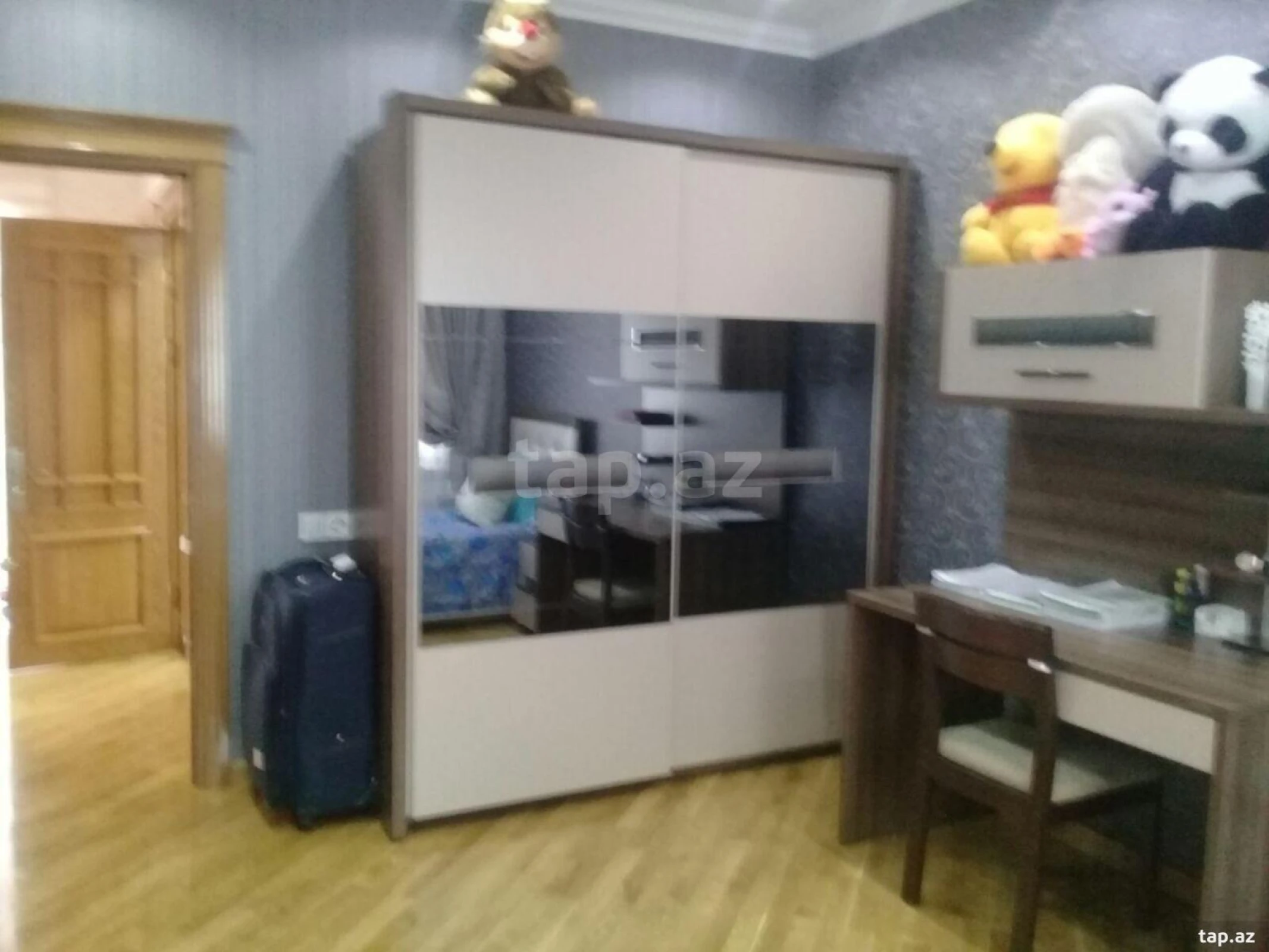 Satılır 6 otaqlı həyət evi