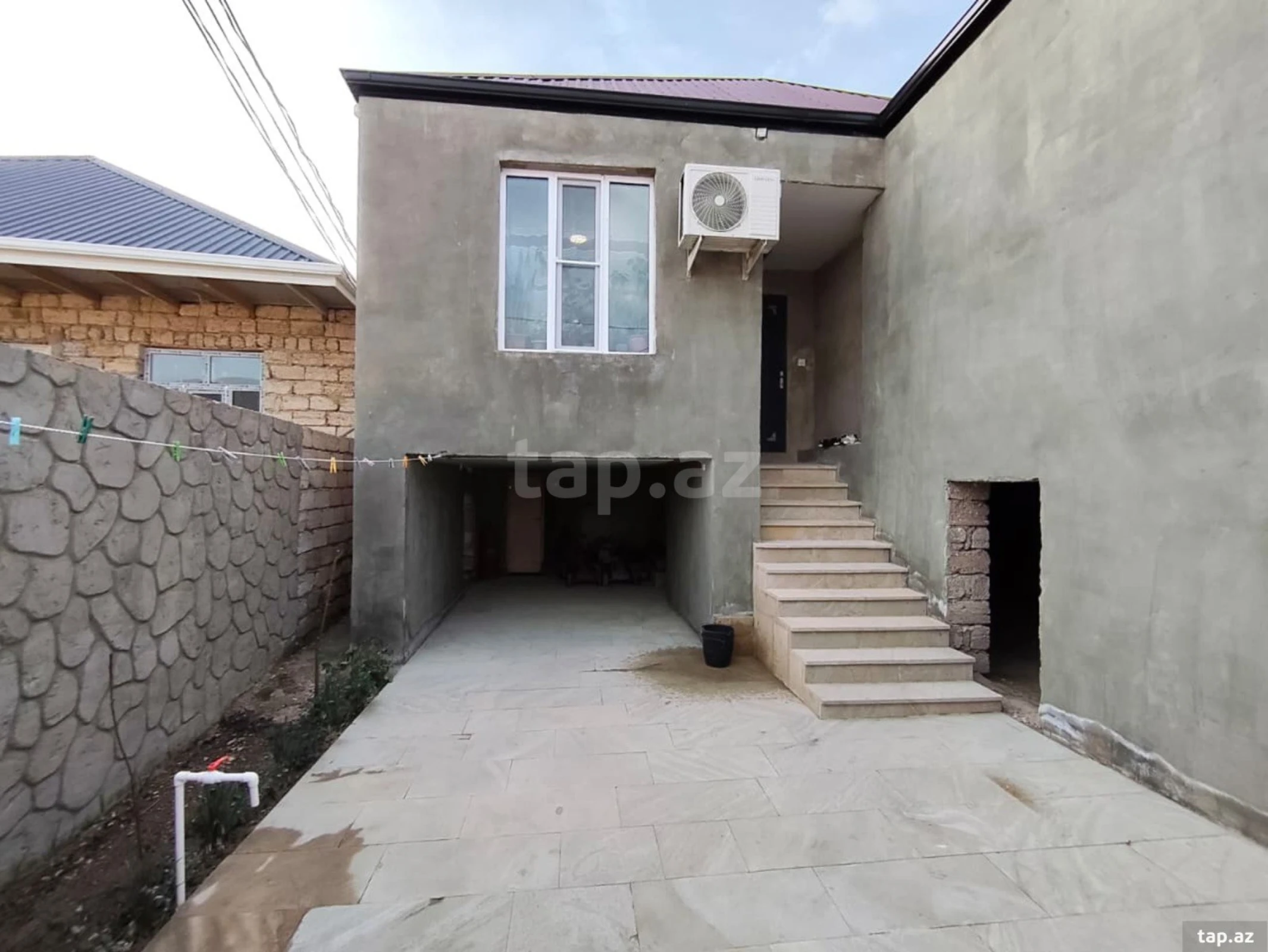 Satılır 4 otaqlı həyət evi 110 m²