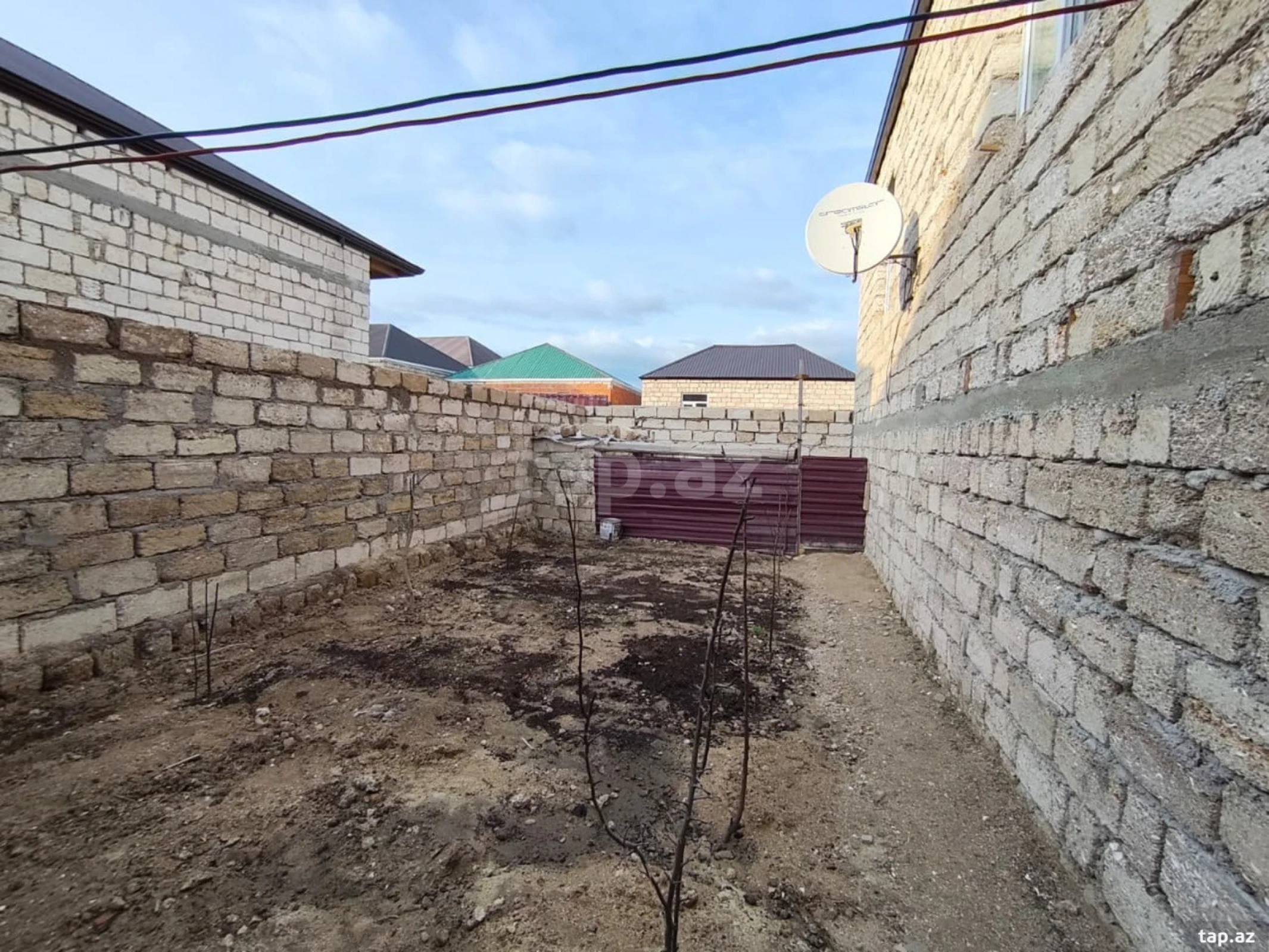 Satılır 4 otaqlı həyət evi 110 m²