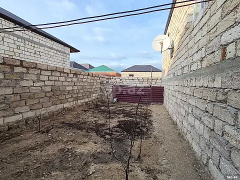 Satılır 4 otaqlı həyət evi 110 m²