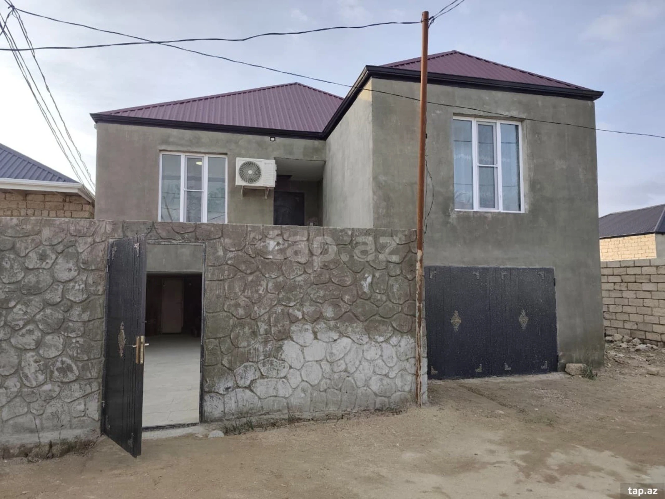 Satılır 4 otaqlı həyət evi 110 m²