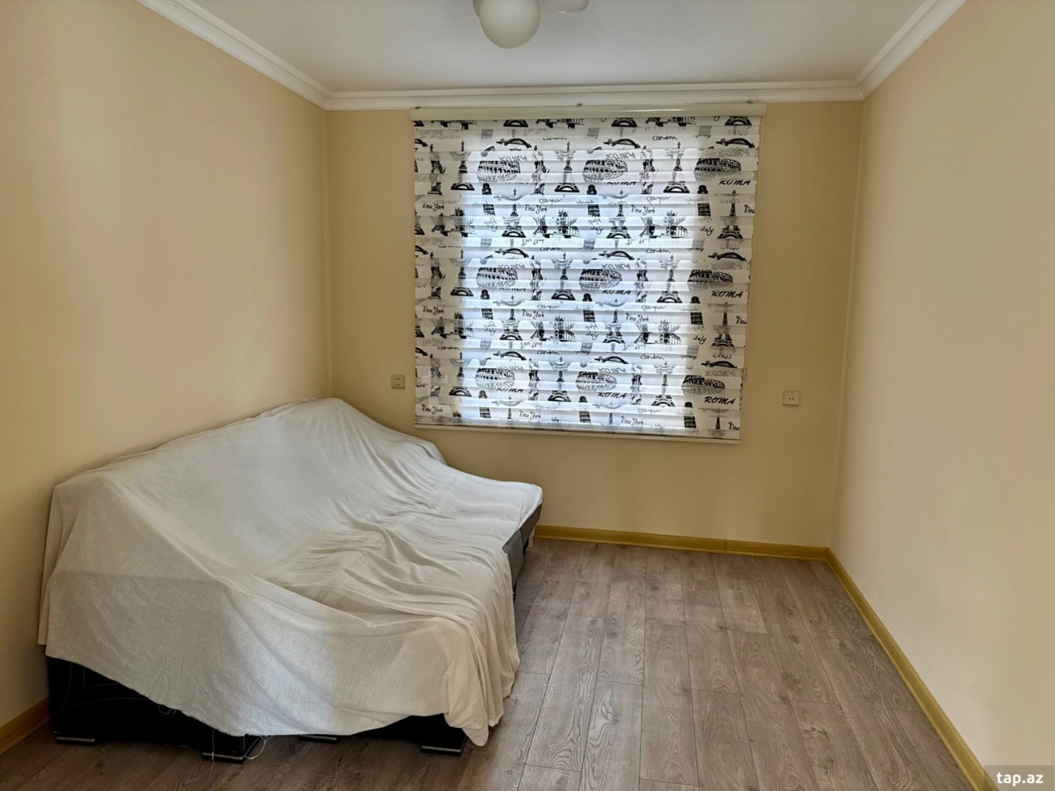 Satılır 6 otaqlı həyət evi